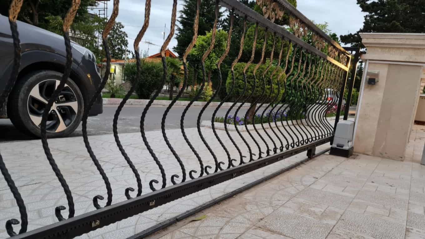 درب اتوماتیک پارکینگی ریلی