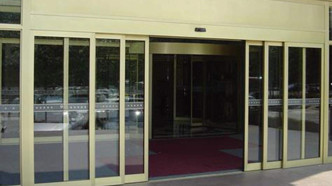 Types of automatic doors Types of automatic doors